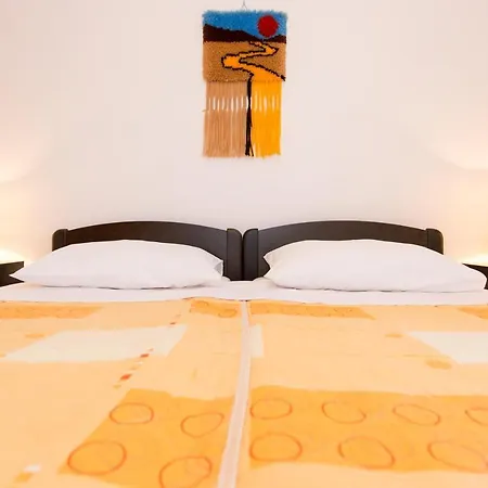 Apartment Lana Punat
